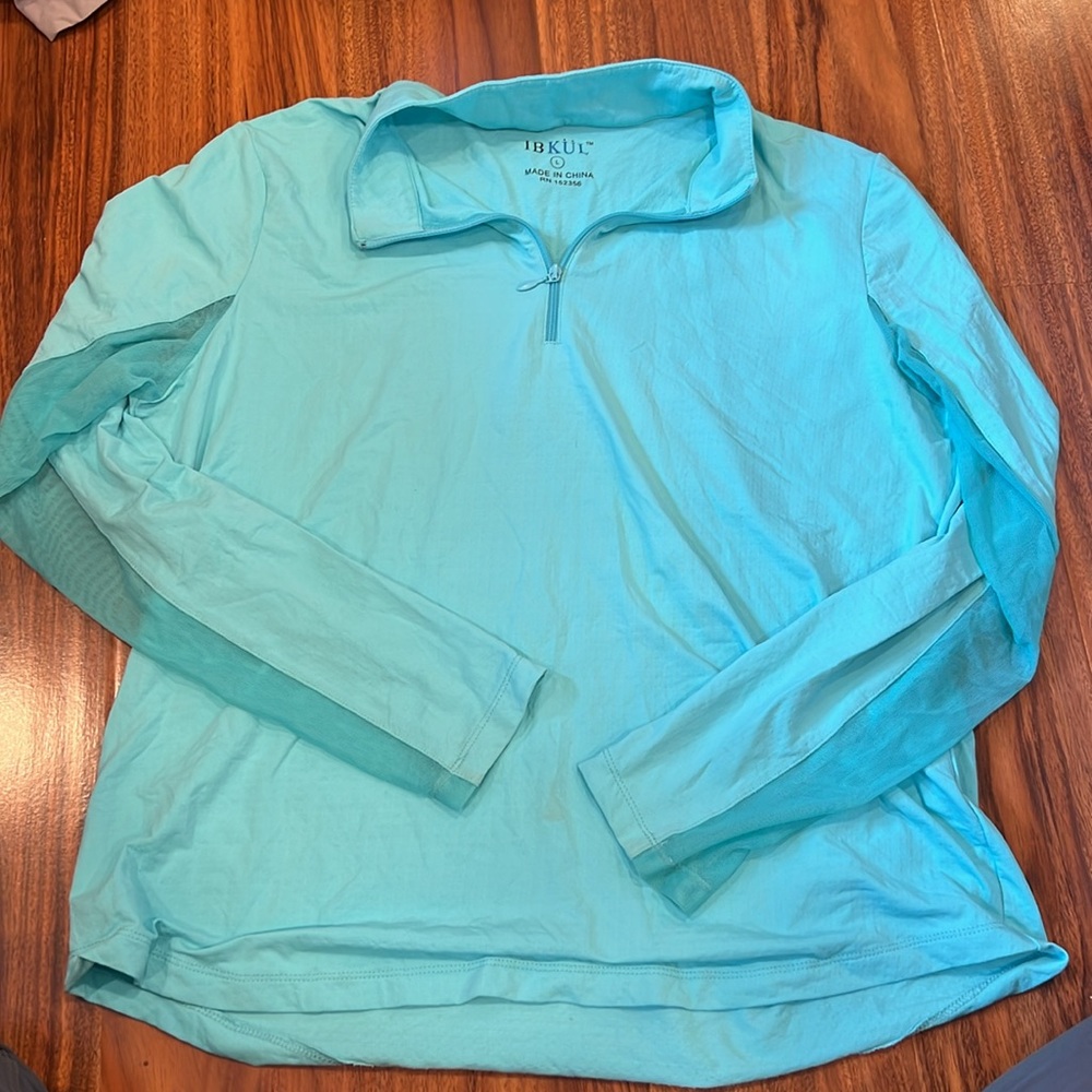 IBKUL- Light Blue Long Sleeve Top with Vents